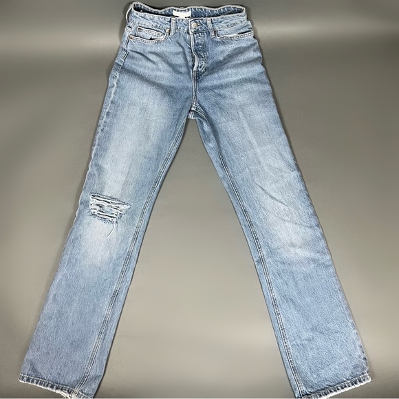 H&M Denim - ❌SOLD❌ H&M Straight-Leg Jeans